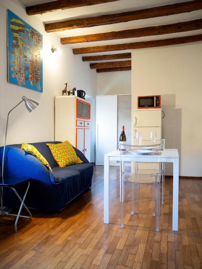 Monolocale Sui Tetti Di Bologna - Via Indipendenza Apartment Exterior foto