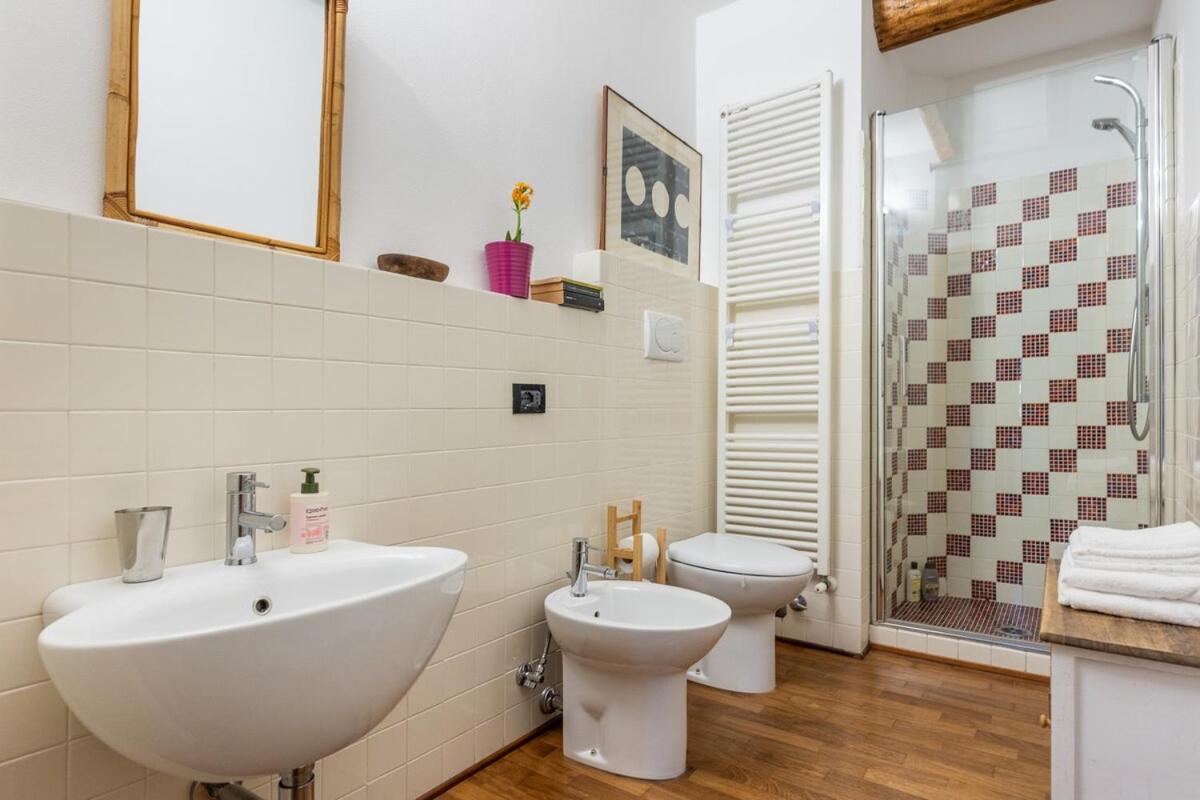 Monolocale Sui Tetti Di Bologna - Via Indipendenza Apartment Exterior foto