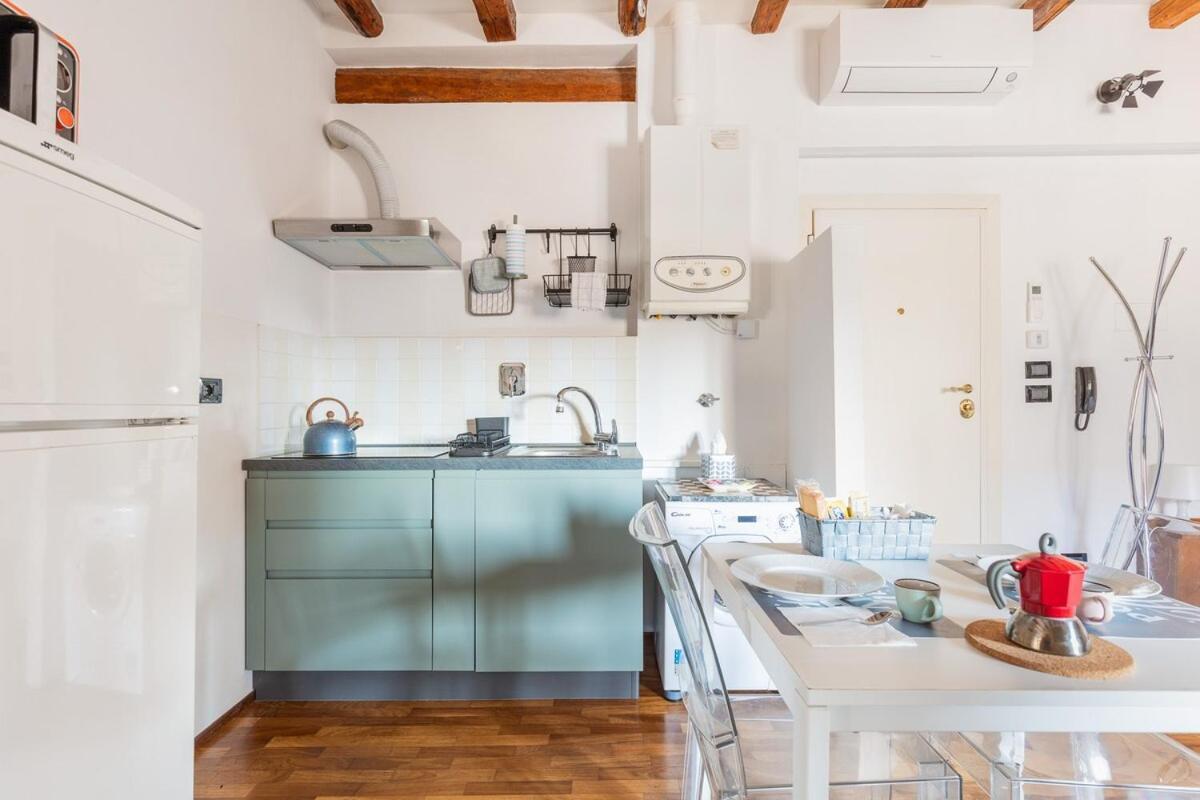 Monolocale Sui Tetti Di Bologna - Via Indipendenza Apartment Exterior foto