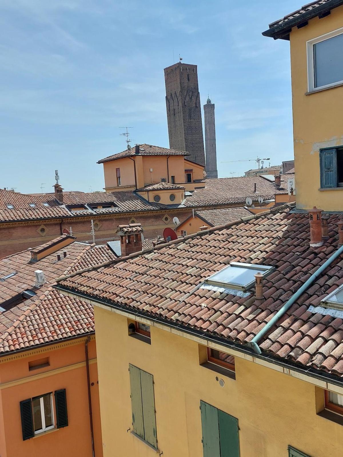 Monolocale Sui Tetti Di Bologna - Via Indipendenza Apartment Exterior foto